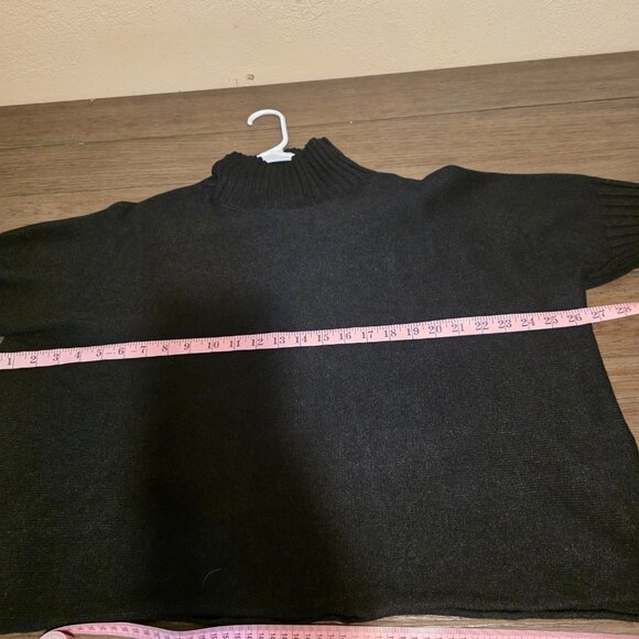 Rain + Rose Mock Neck Boxy Sweater NWT Black XL - Picture 4 of 10